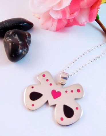 Colgante Mariposa hecho a mano en Plata 950