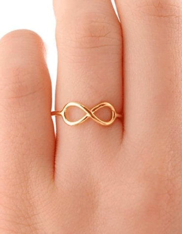 Anillo con Infinito hecho a mano en Oro 18K