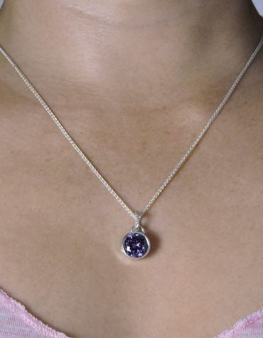 Colgante punto de luz violeta hecho a mano en Plata 950 con Zirconia