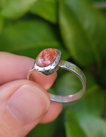 Anillo hecho a mano en Plata 950 y Piedra del Sol