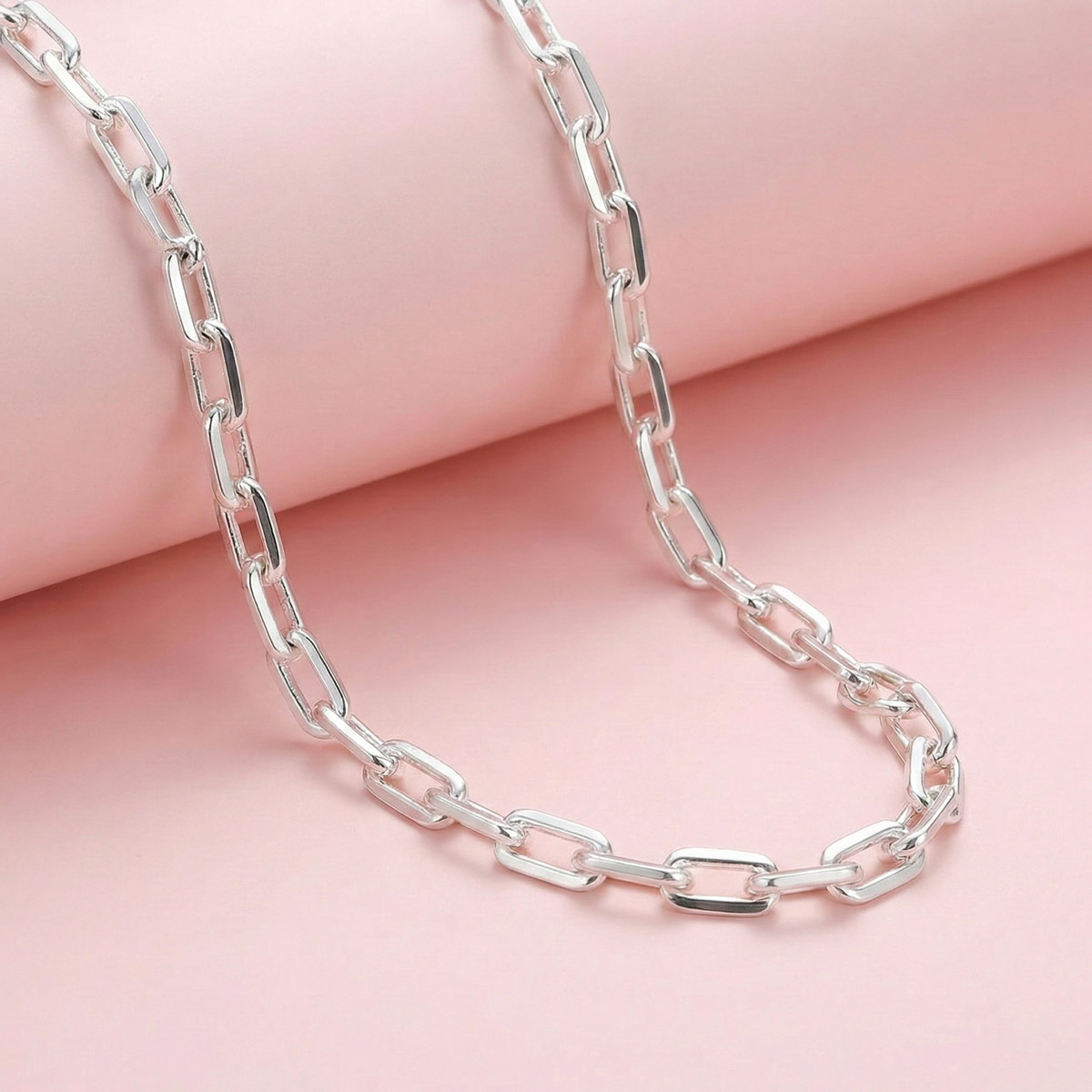 Cadena Force de Plata 925 con eslabones de 5mm y 60cm de largo de Armonía Joyas Uruguay.