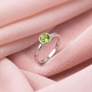 Anillo en Plata 925 con Piedra Natural Peridoto 18mm