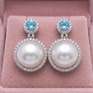 Caravanas en Plata 925 con perlas de río de 10 mm y zirconias celestes