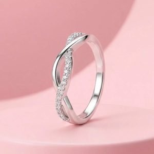 Anillo Plata Entrelazado con Zirconias en Plata 925 talle 16,5 mm