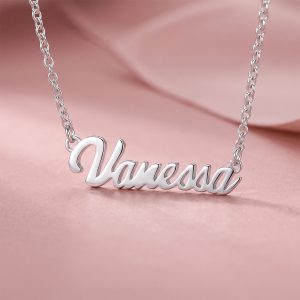 Collar con Nombre Personalizado hecho a mano en Plata 950 bajo pedido