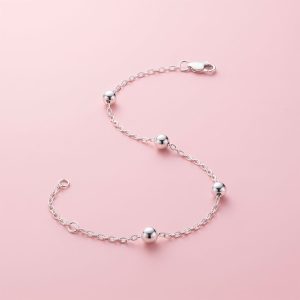 Pulsera de cadena en Plata 925 con esferas y perlas de plata de 4 mm distribuidas