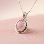 Colgante de Plata 950 y Cuarzo Rosa.